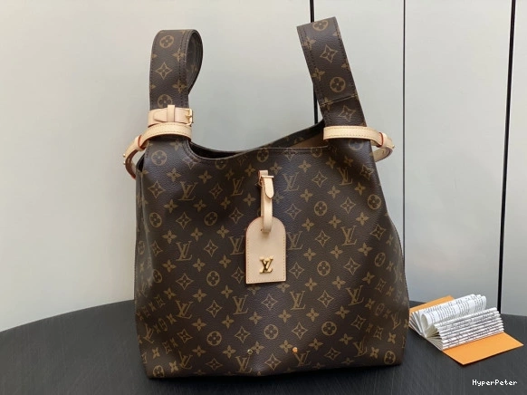 VUITTON GM LOUIS Atlantis 0716